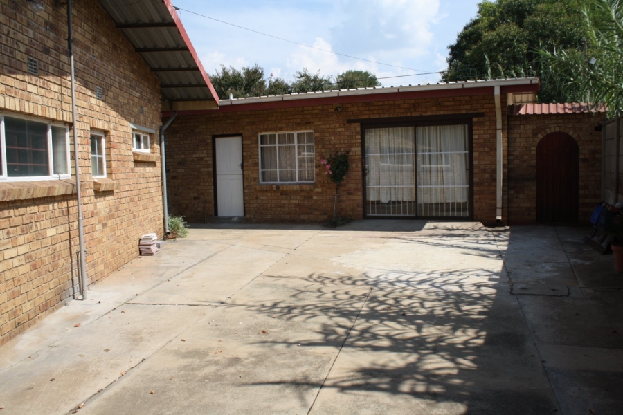 3 Bedroom Property for Sale in Deneysville Free State